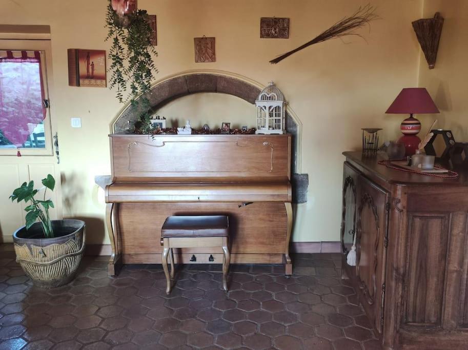 Maison Paisible Pranles Luaran gambar